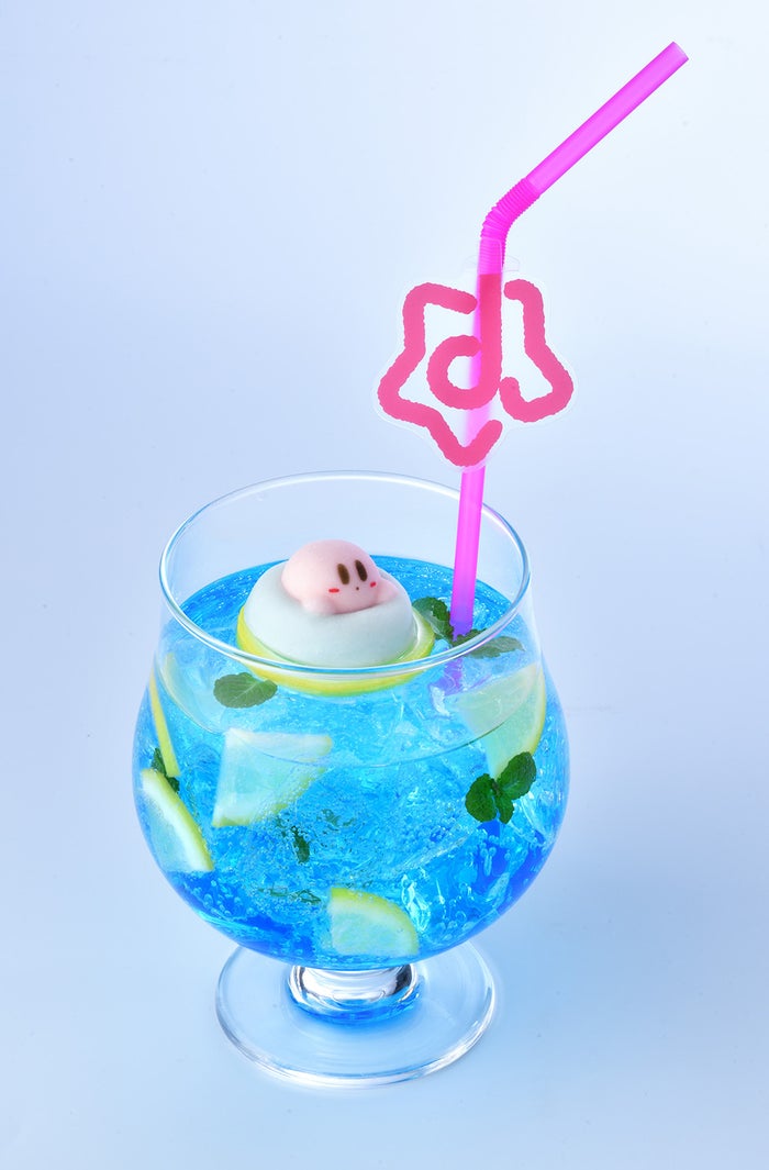 ウルルンスターカクテル1,540円/提供画像