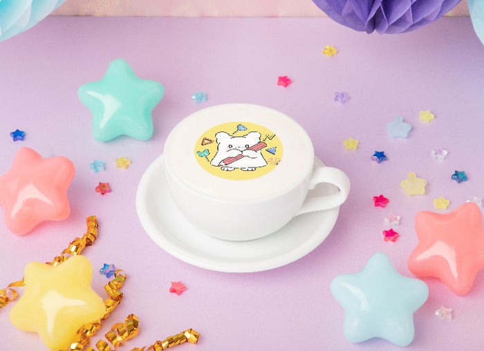 ほっとカフェラテ税込880円(C)2023 SANRIO CO.,LTD.APPROVAL NO.L638832
