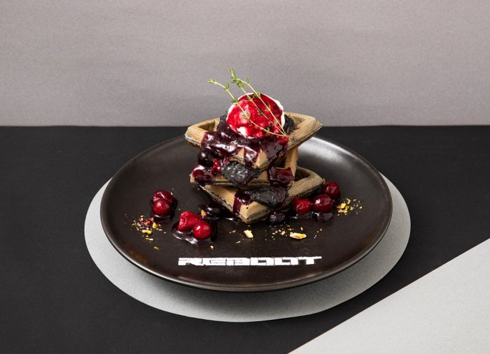 REBOOT WAFFLE税込1,749円(C)YG