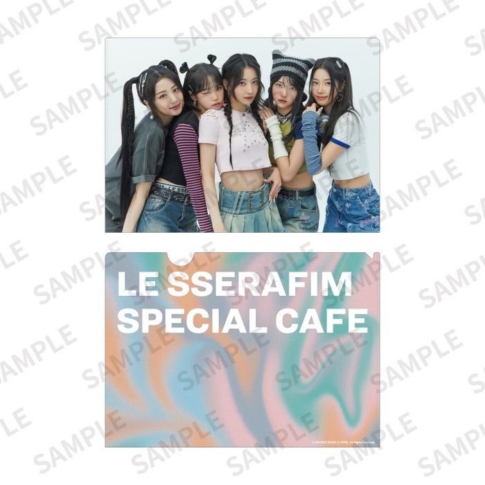 A4クリアファイル税込550円(C)SOURCE MUSIC & HYBE.All Rights Reserved.
