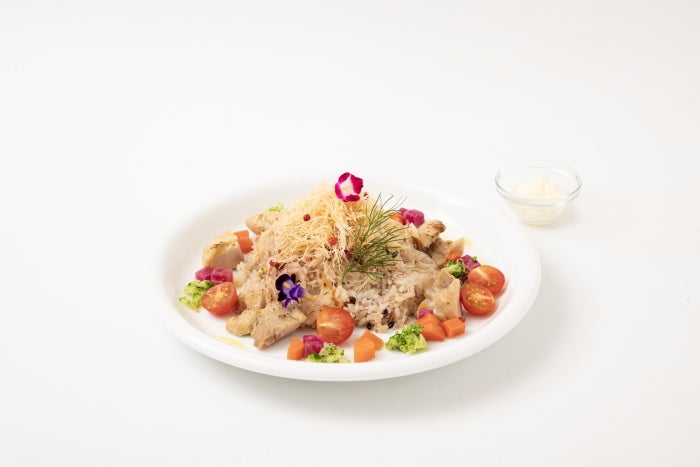 Chicken Risotto税込1,990円（C）SOURCE MUSIC &amp; HYBE．All Rights Reserved．