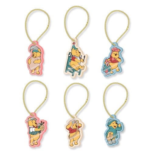 アクリルキーホルダー(ランダム6種)税込748円(C)Disney.Based on the "Winnie the Pooh" works by A.A.Milne and E.H. Shepard.