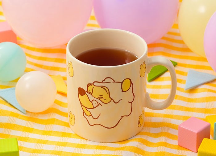 ホットティー税込690円(C)Disney.Based on the "Winnie the Pooh" works by A.A.Milne and E.H. Shepard.